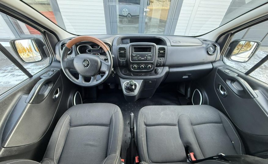 Renault Trafic 8+1