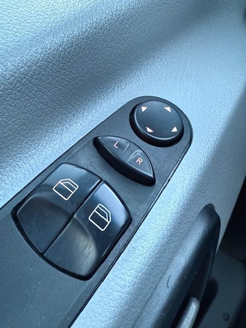 Volkswagen Crafter L2H1 2.0 tdi 140 cp!