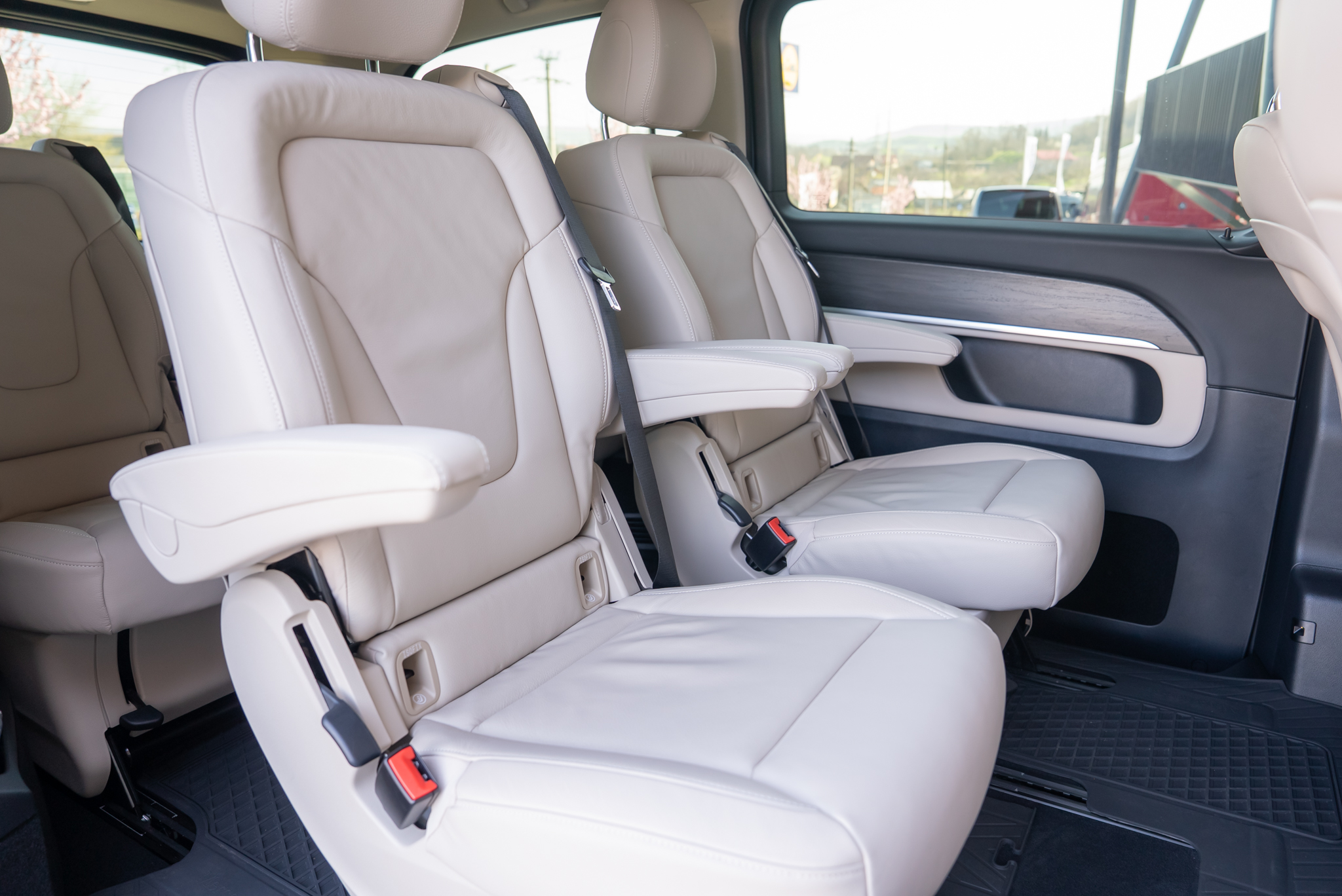 Mercedes-Benz V-Class V 300 d lung AVANTGARDE 5+1