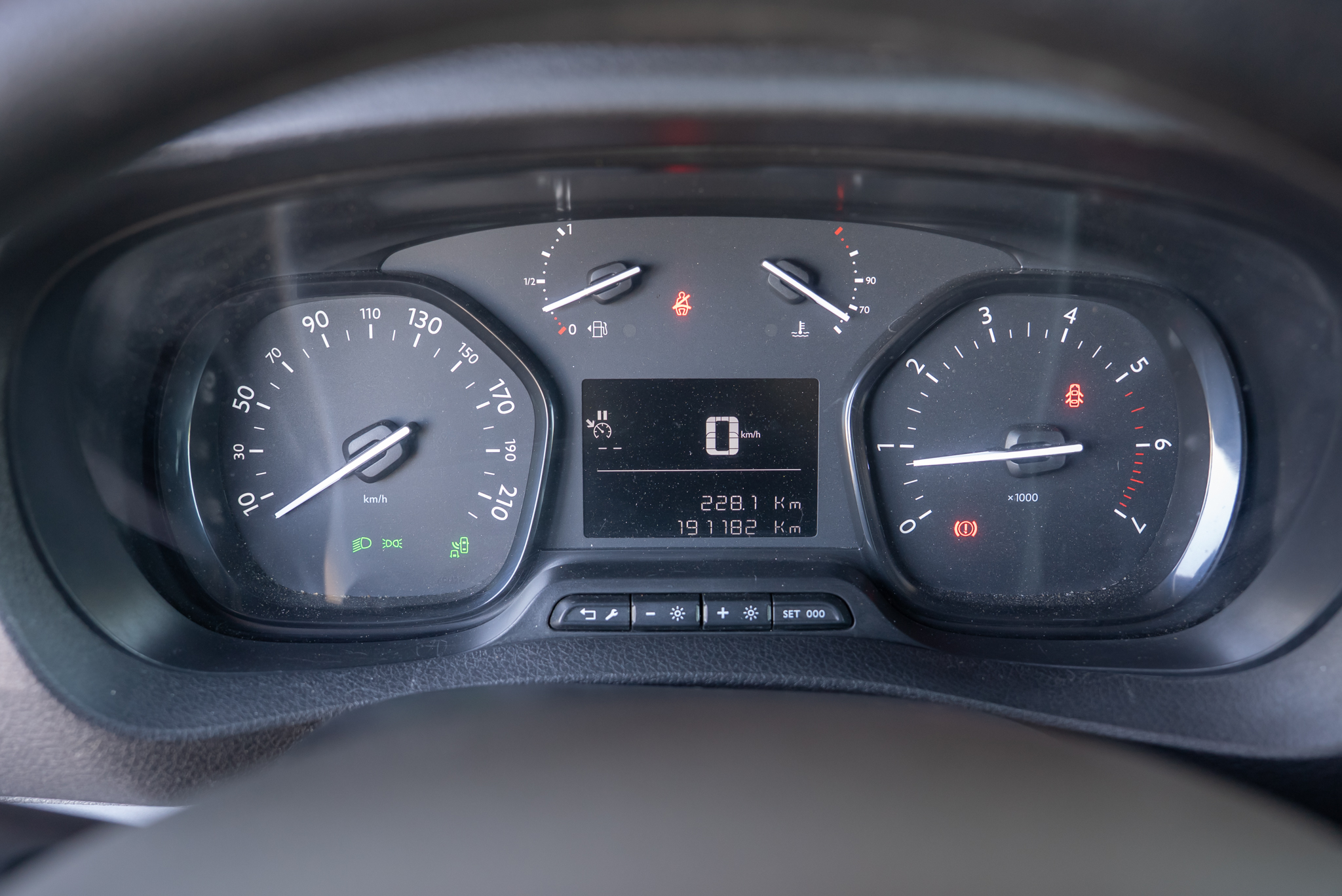 OPEL VIVARO 2.0 CDTI L3H1 DC EDITION