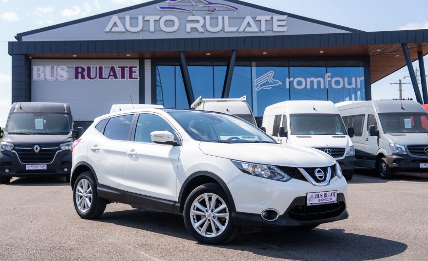 Nissan Qashqai 2014 1.6 DCI CONNECT Edition panoramic