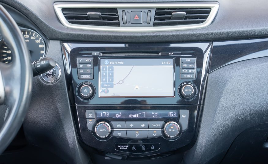 Nissan Qashqai 2014 1.6 DCI CONNECT Edition panoramic