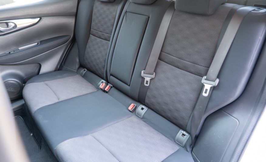 Nissan Qashqai 2014 1.6 DCI CONNECT Edition panoramic