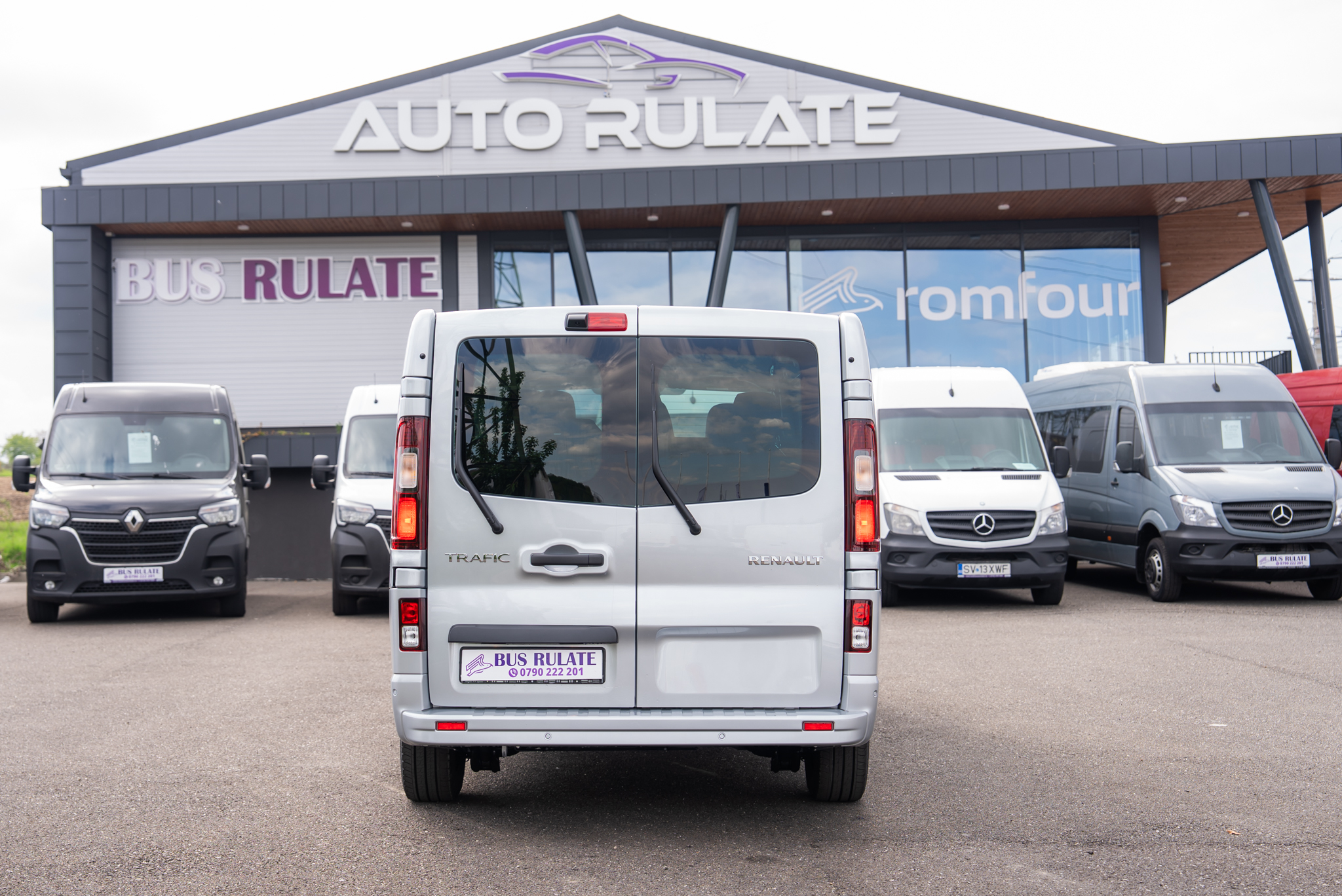 Renault Trafic Combi 2.0 Blue dCi 150 S&S L2 8+1 Zen.