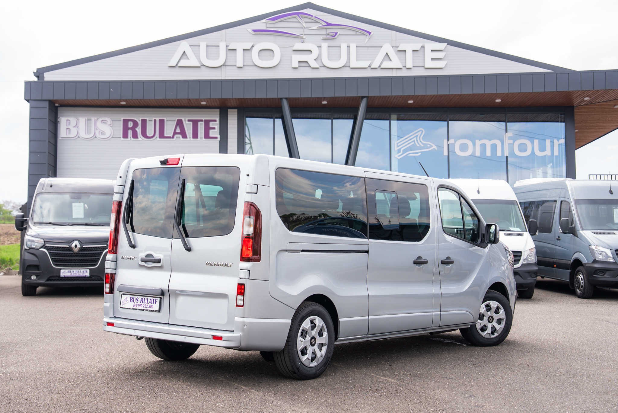 Renault Trafic Combi 2.0 Blue dCi 150 S&S L2 8+1 Zen.