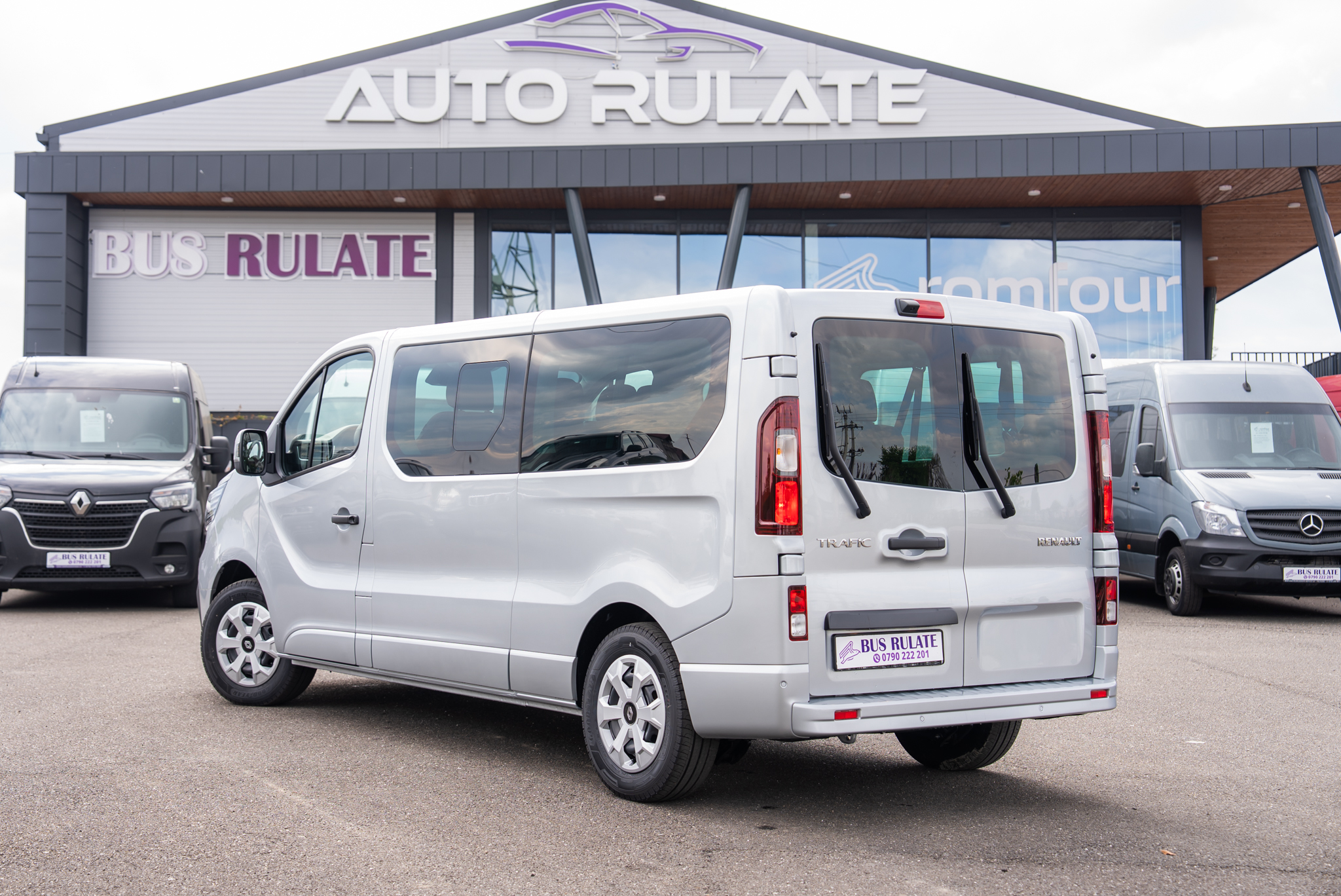 Renault Trafic Combi 2.0 Blue dCi 150 S&S L2 8+1 Zen.