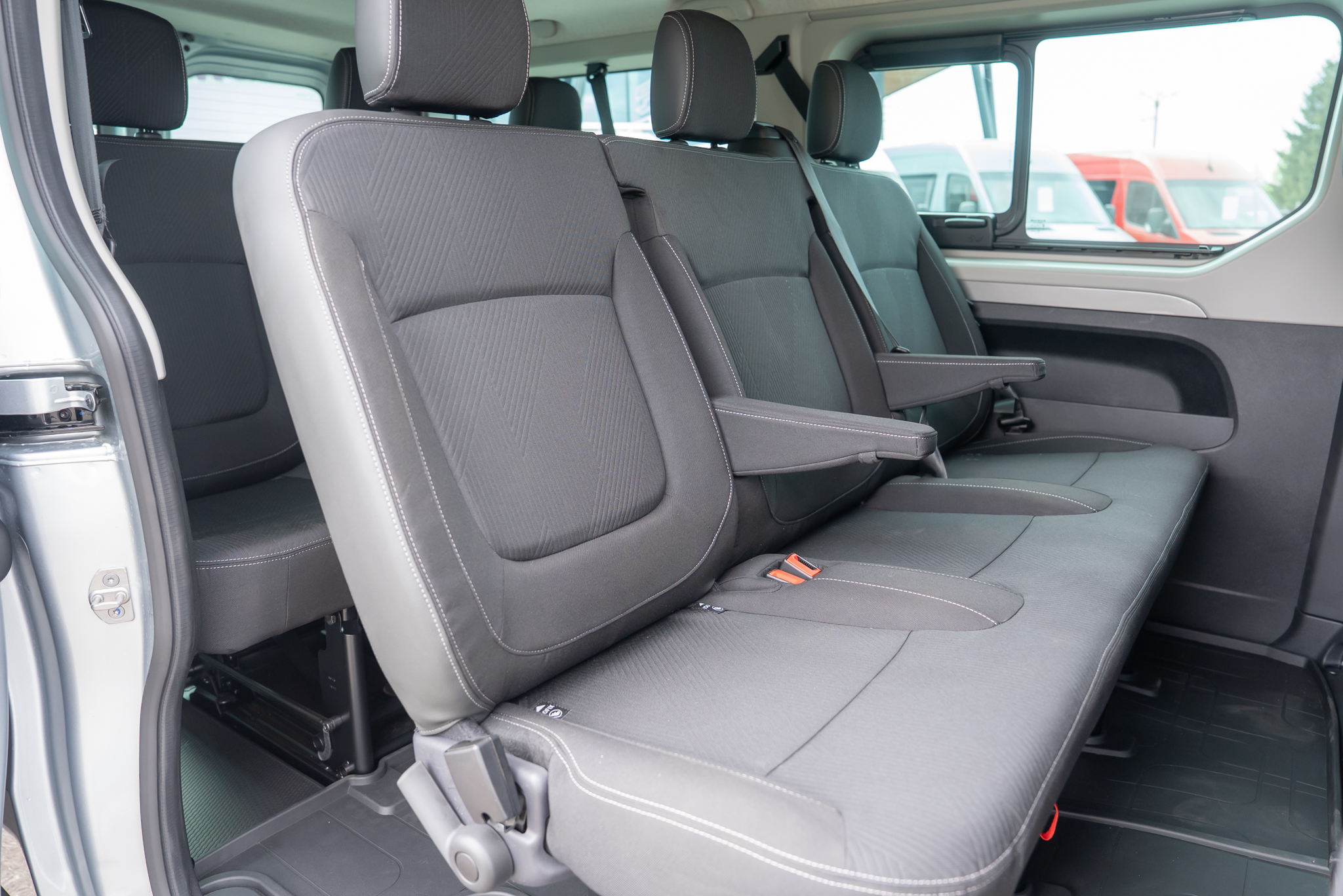 Renault Trafic Combi 2.0 Blue dCi 150 S&S L2 8+1 Zen.