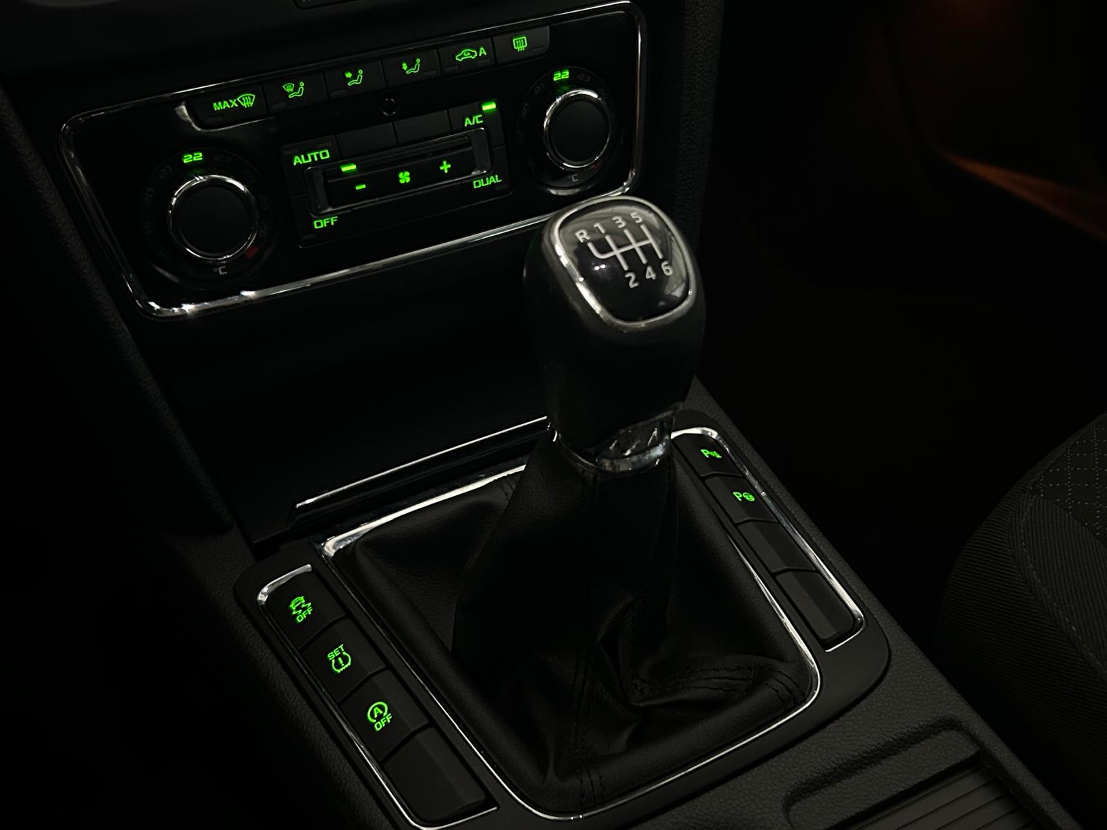 SKODA SUPERB 2014 1.6 DIESEL 105CP