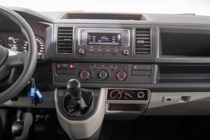 VOLKSWAAGEN T6 TRANSPORTER 2019