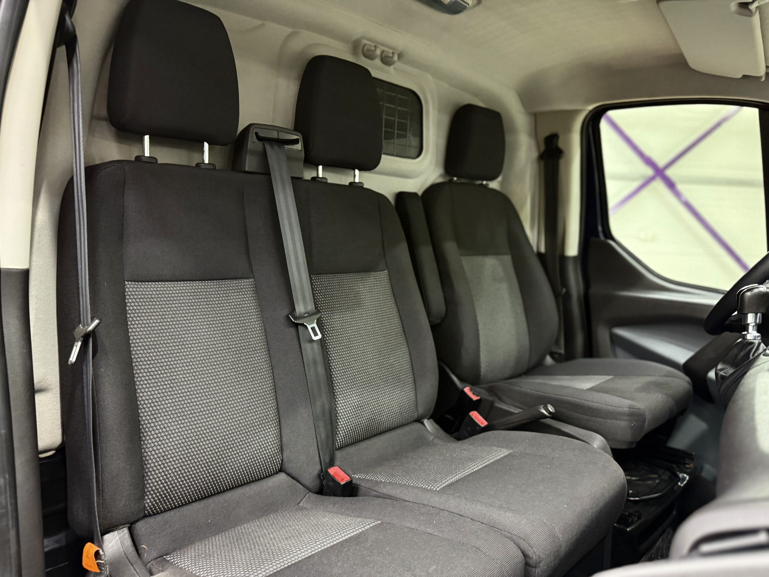 Ford-imagine scaune spate