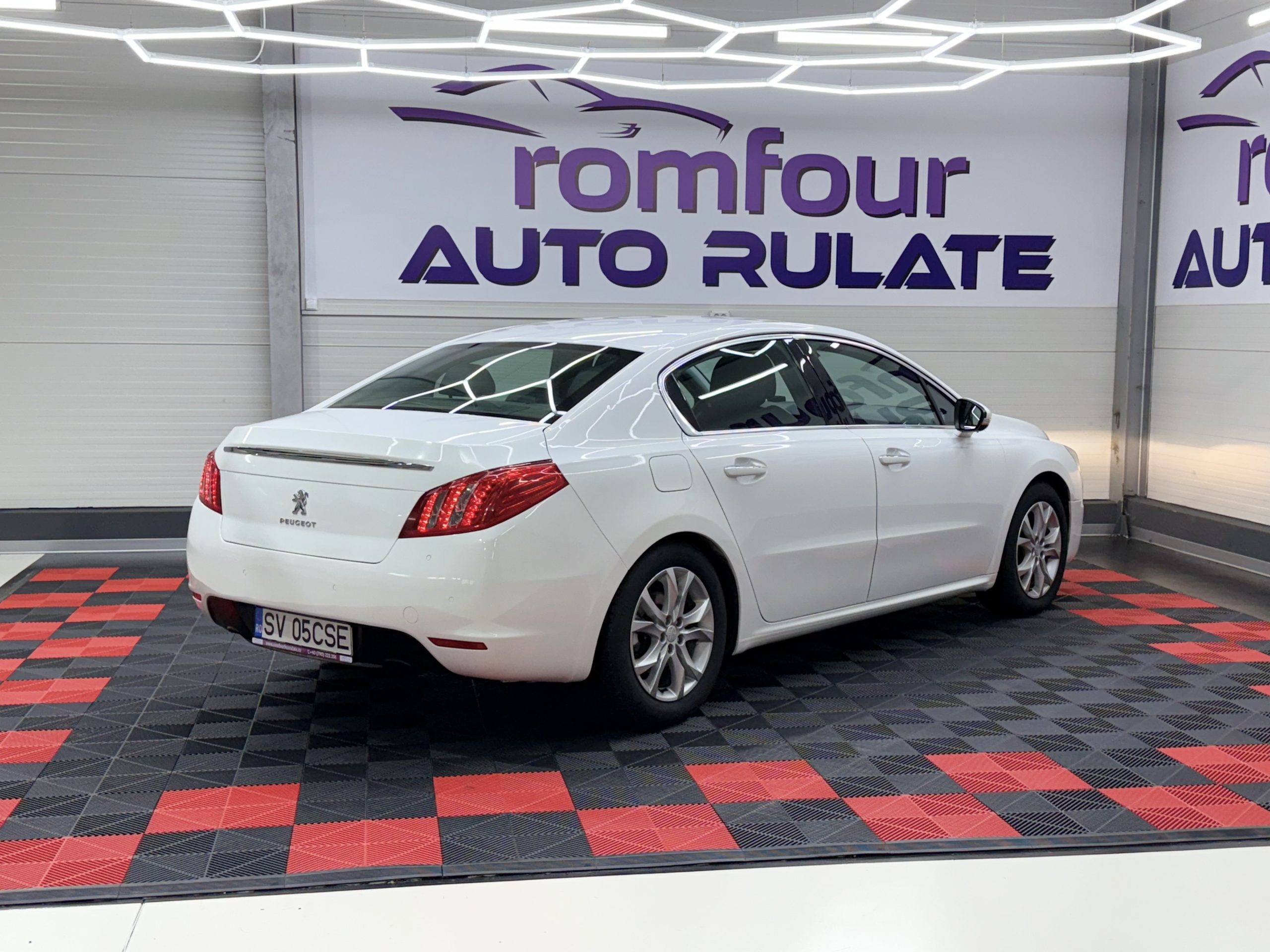 imagine masina spate -peogot megan 3.10.2025