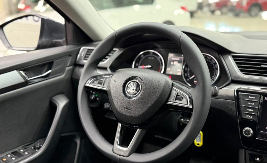 SKODA SUPERB 2022