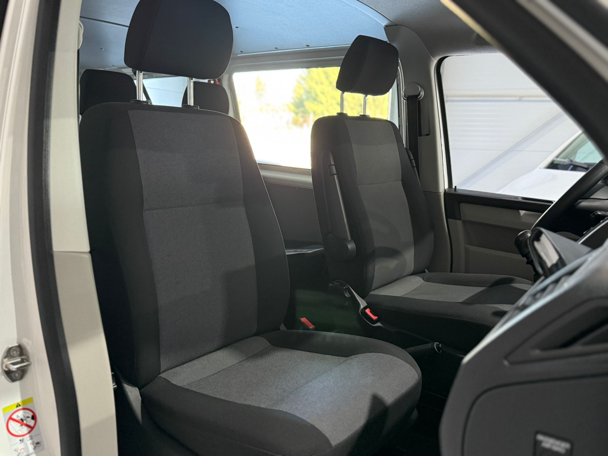 VOLKSWAAGEN T6 TRANSPORTER 2019