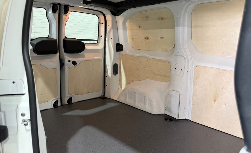 OPEL VIVARO 2020