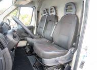 Autoutilitara Citroen Jumper BlueHDI L2H2