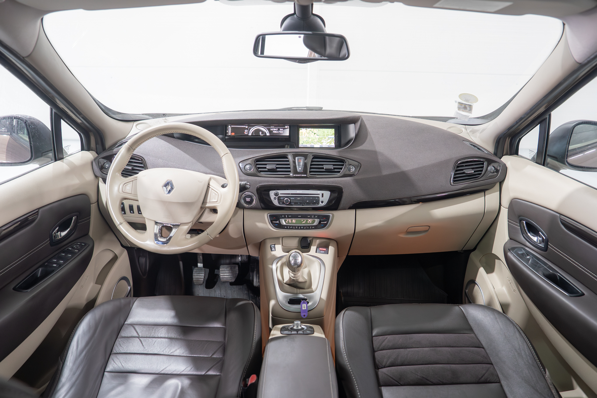 Renault Scenic Initiale Paris 2013