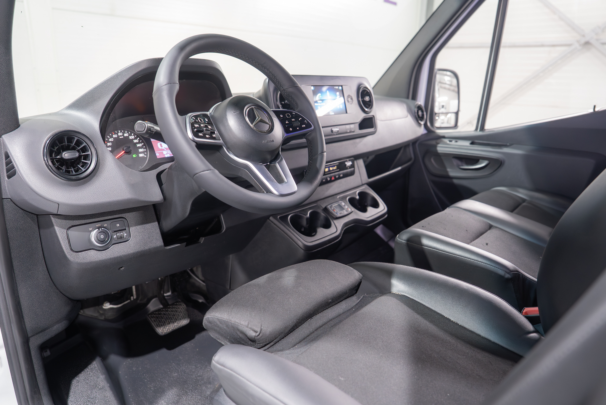Mercedes Sprinter 8+1 2019