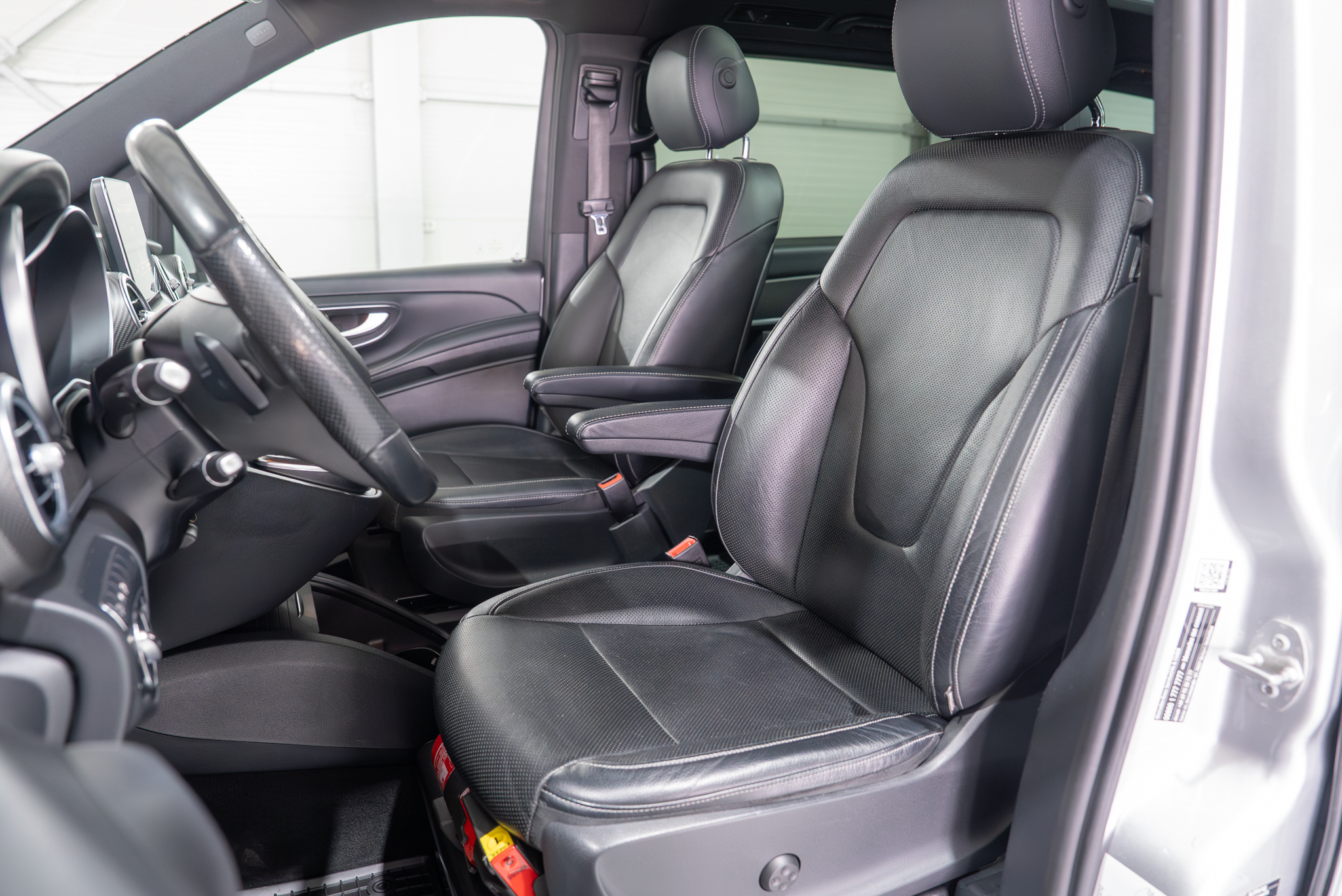 Mercedes Benz V250 4 Matic