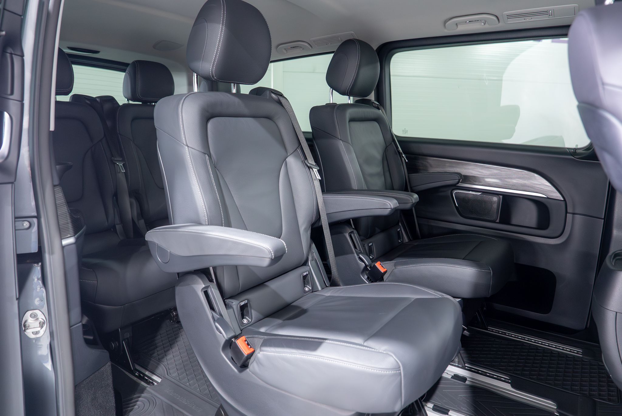 Mercedes Benz EQV 300 2023