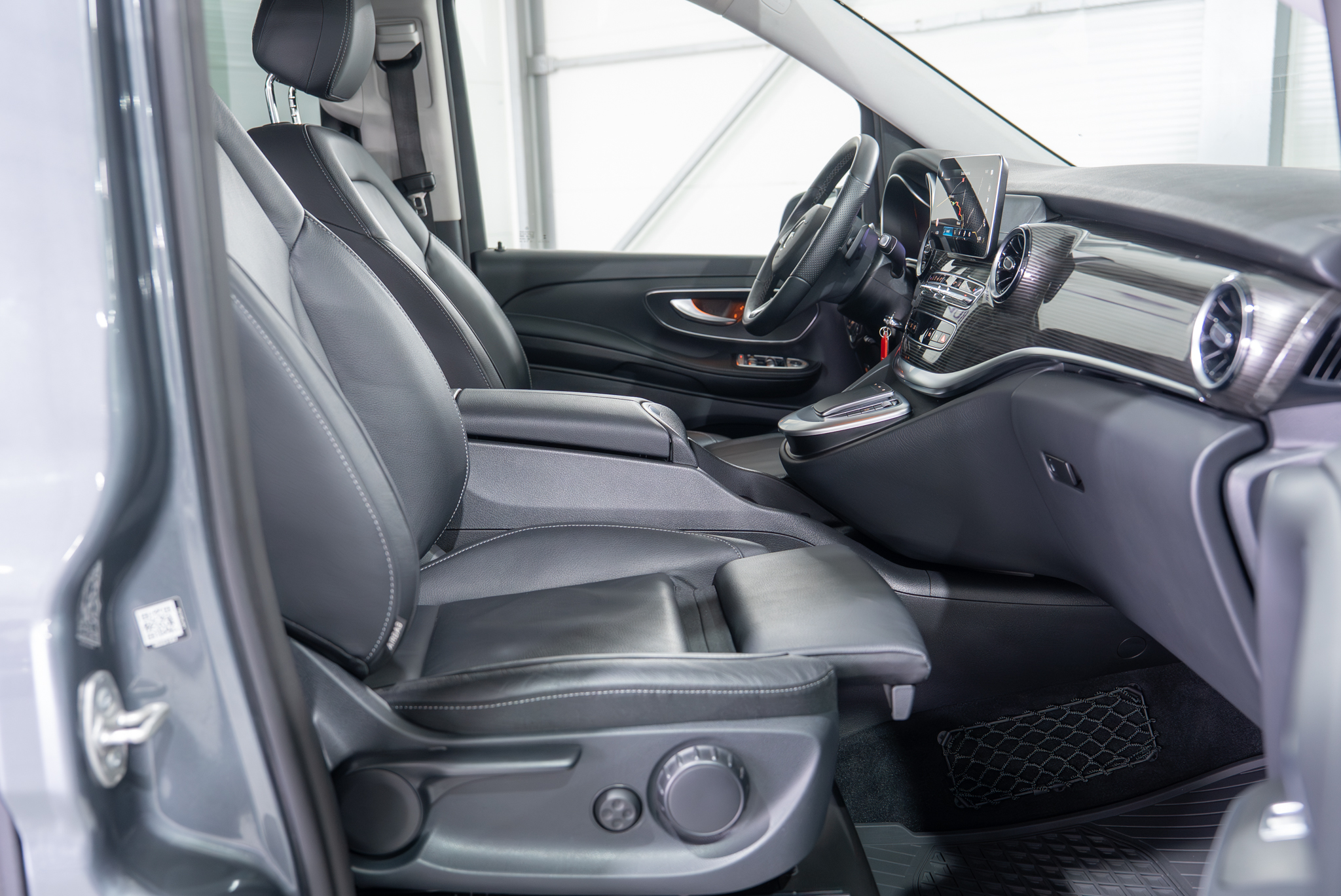 Mercedes Benz EQV 300 2023