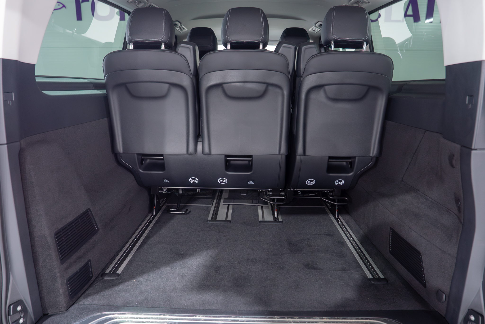 Mercedes Benz EQV 300 2023