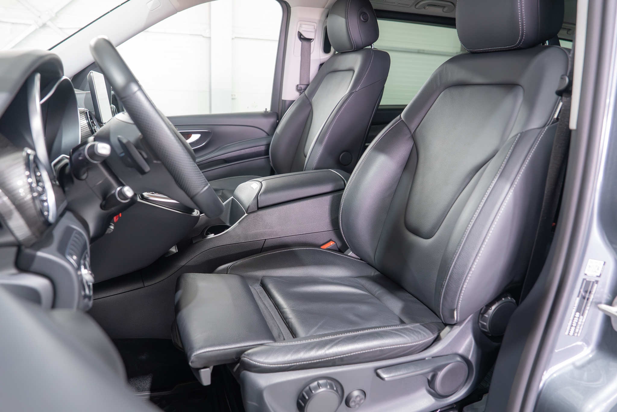 Mercedes Benz EQV 300 2023