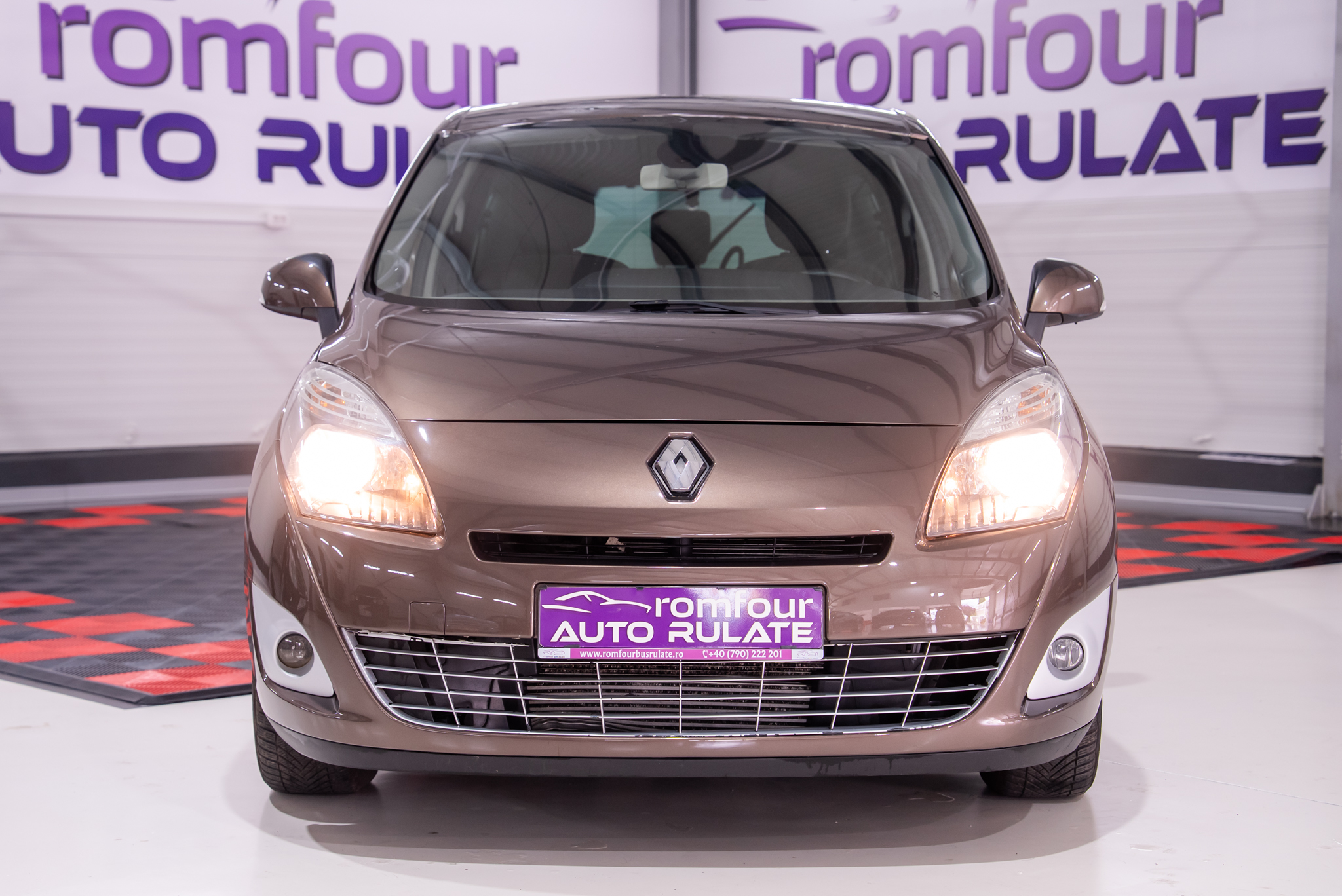 RENAULT GRAND SCENIC