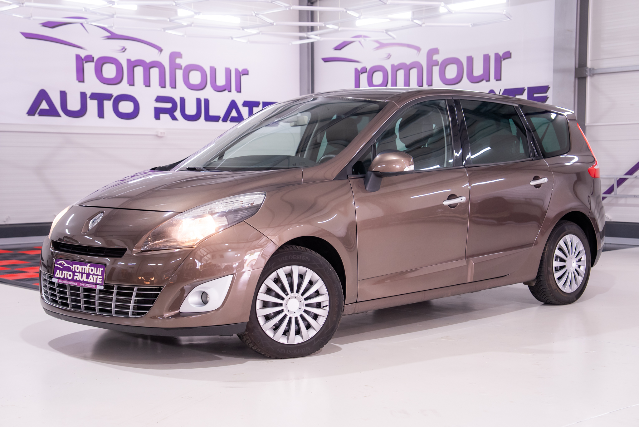 RENAULT GRAND SCENIC