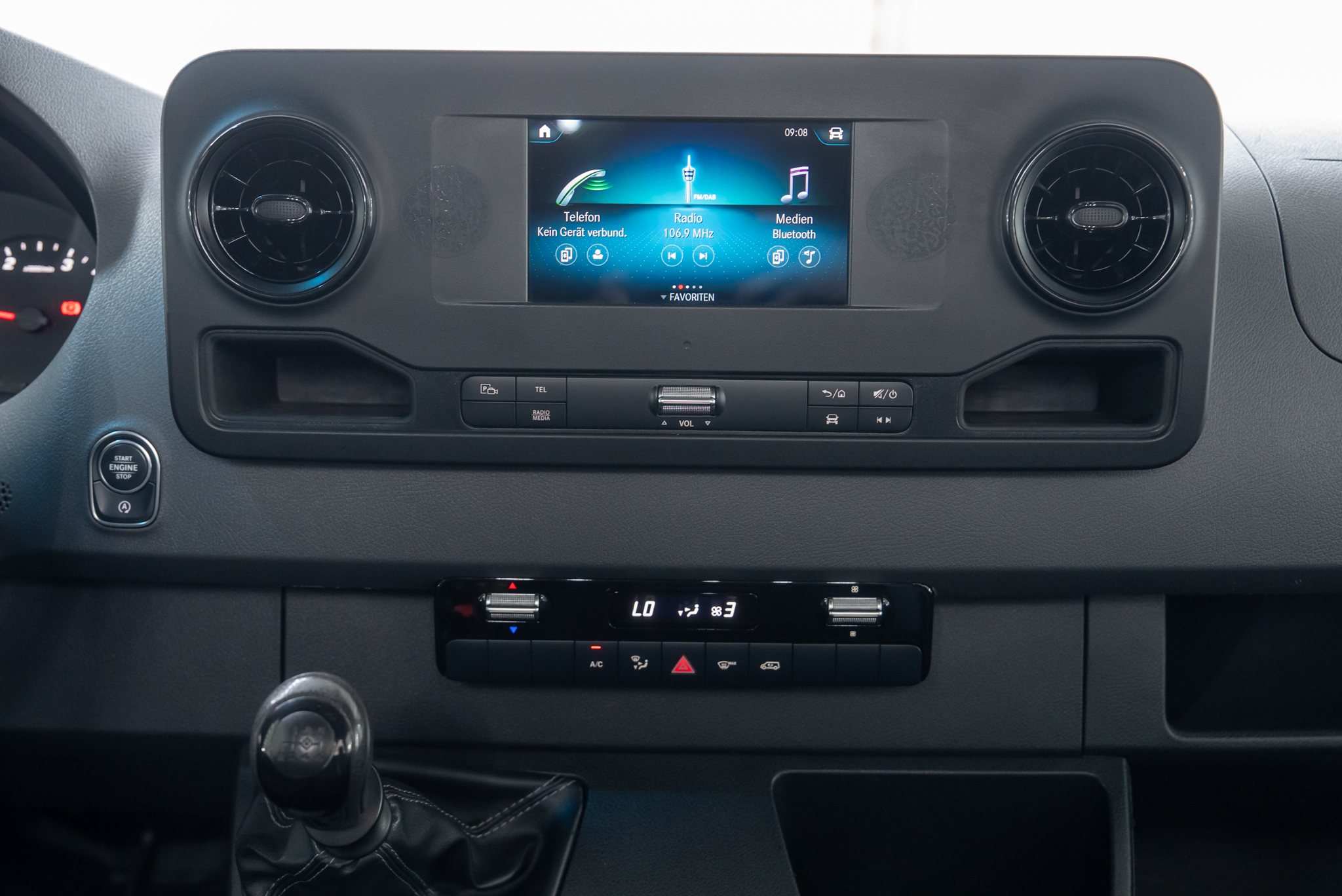MERCEDES-BENZ SPRINTER 317 8+1 LOCURI