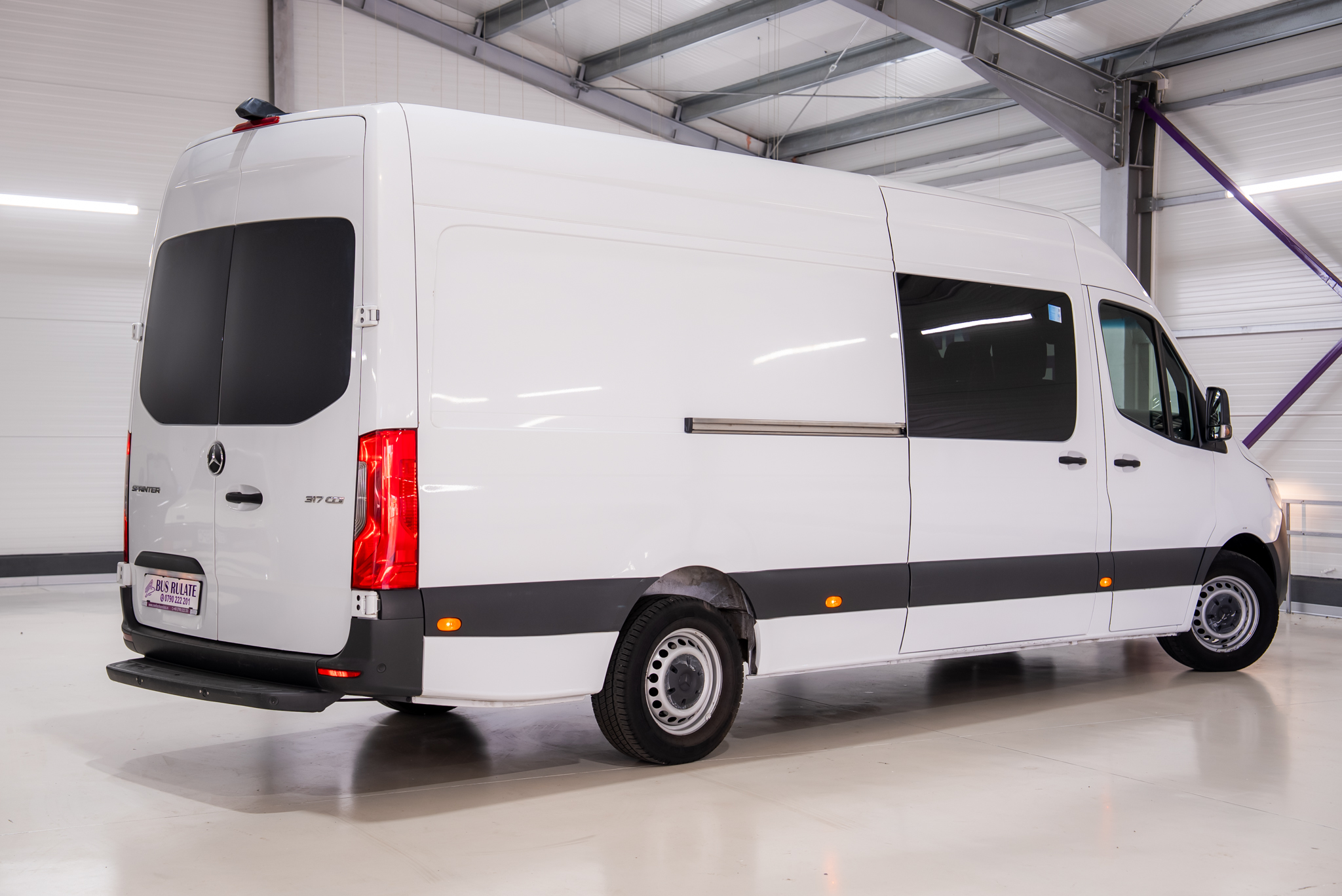 MERCEDES-BENZ SPRINTER 317 8+1 LOCURI
