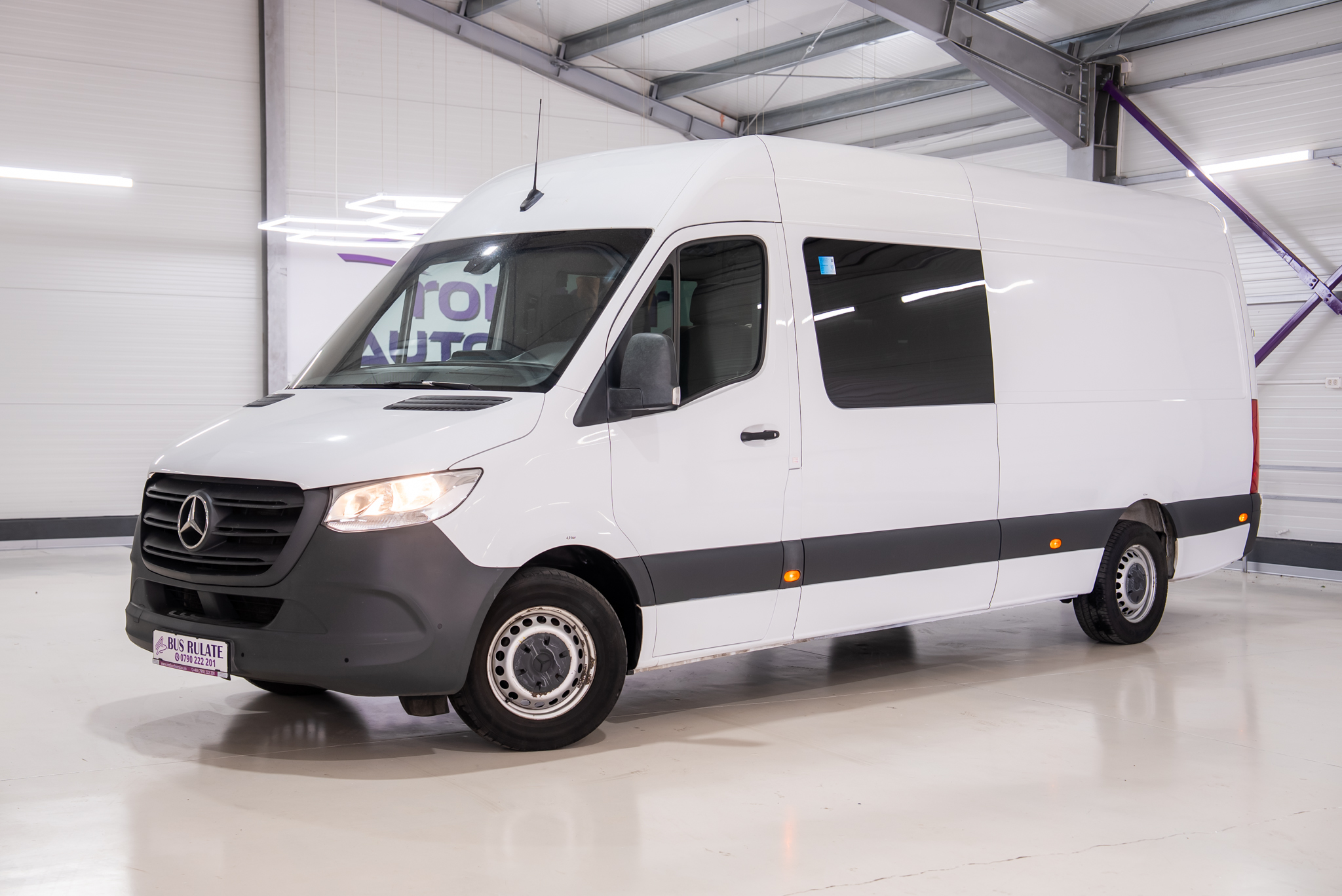 MERCEDES-BENZ SPRINTER 317 8+1 LOCURI
