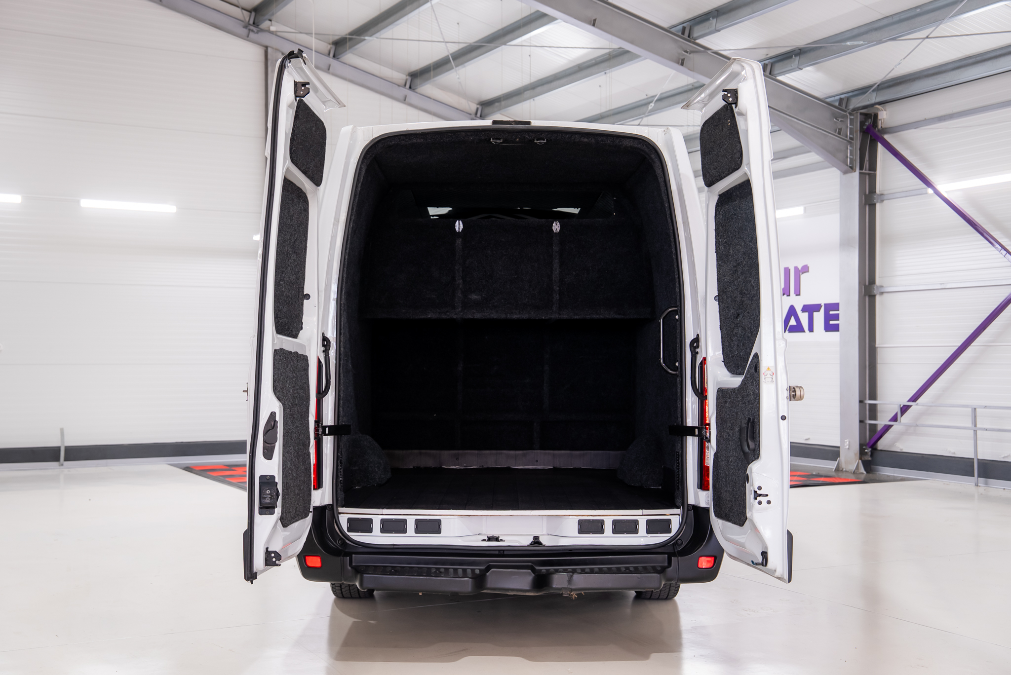 RENAULT MASTER AUTOTURISM 8+1