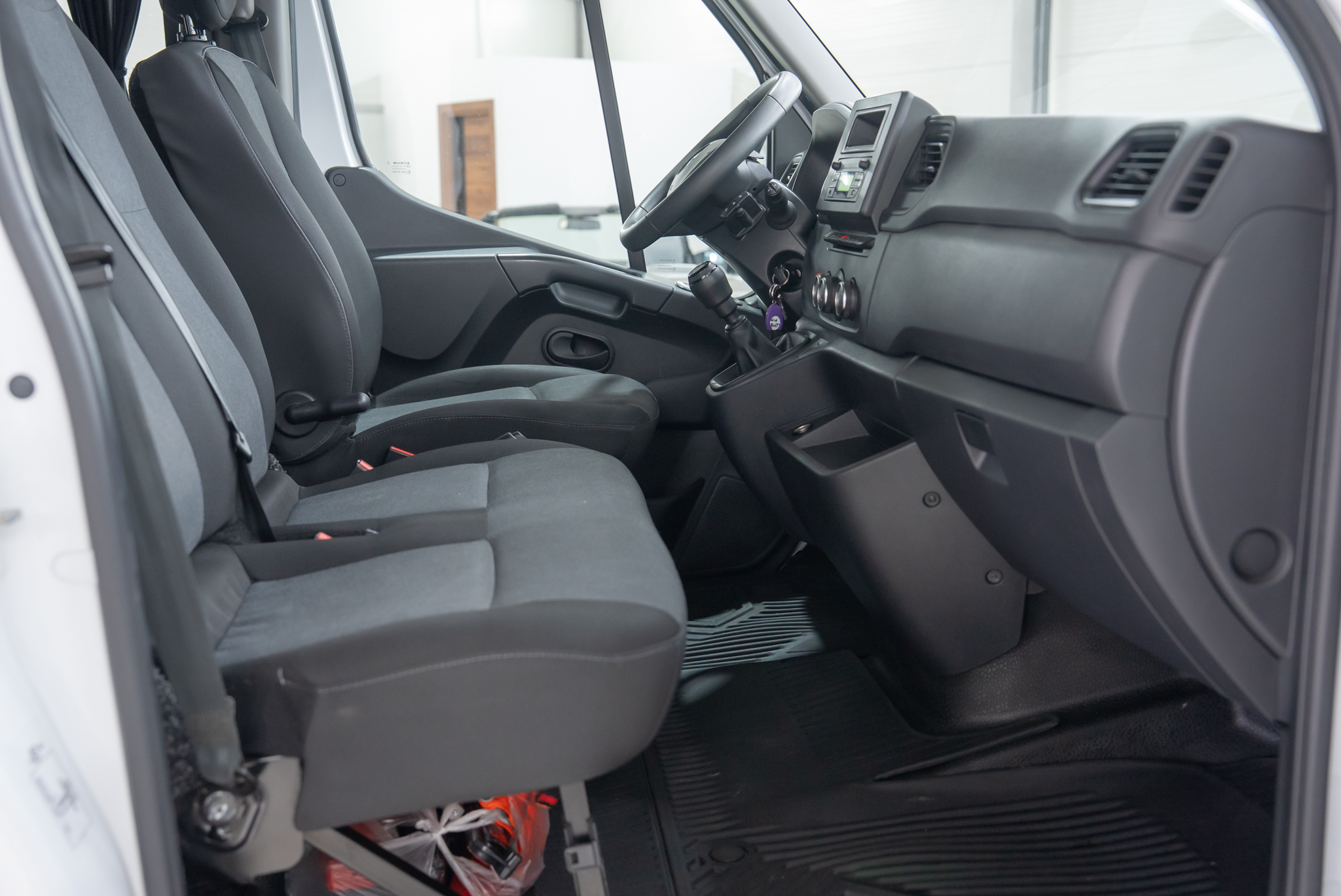 RENAULT MASTER AUTOTURISM 8+1