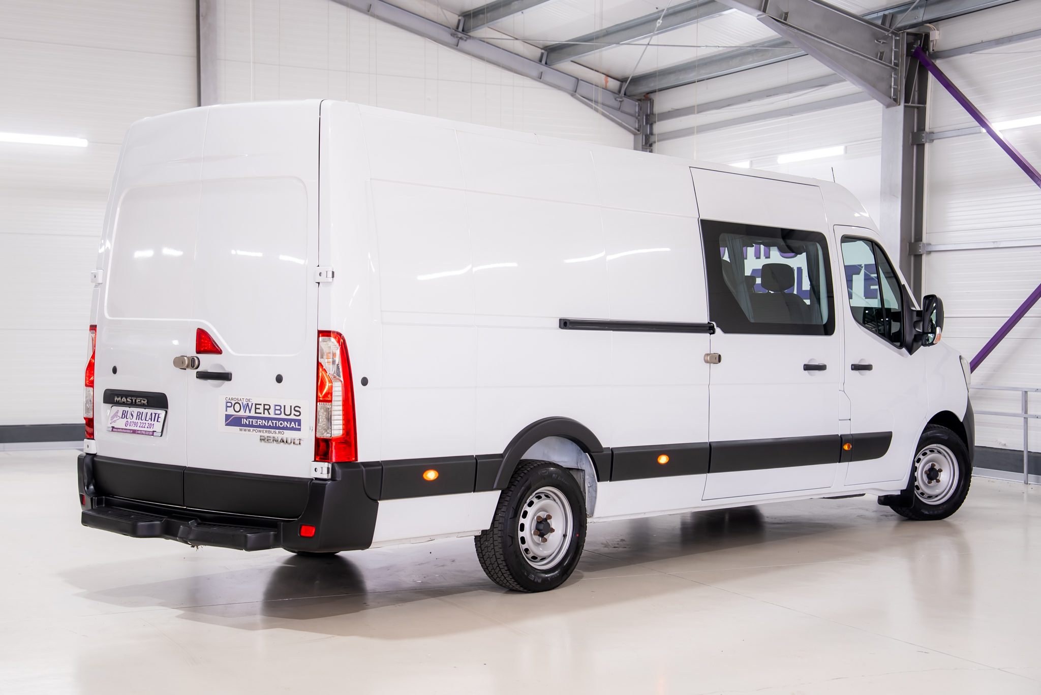 RENAULT MASTER AUTOTURISM 8+1