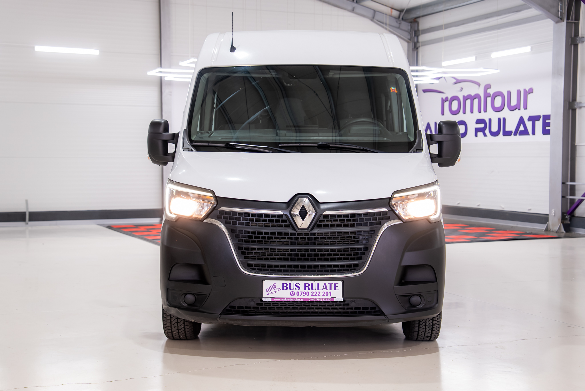 RENAULT MASTER AUTOTURISM 8+1