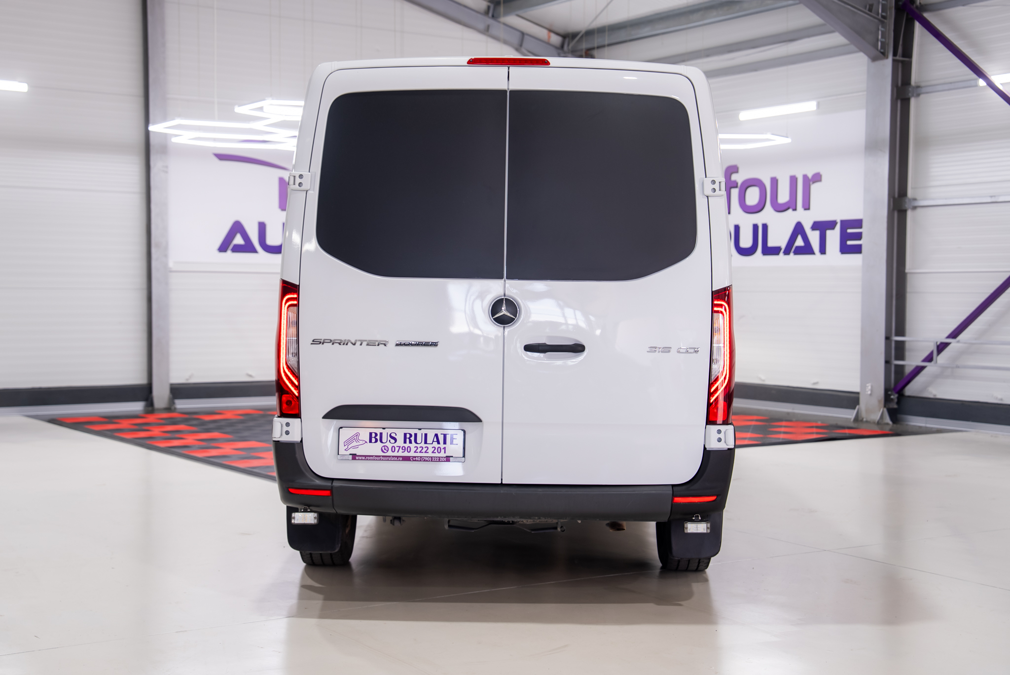 MERCEDES-BENZ SPRINTER TOURER 316 8+1