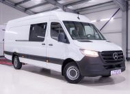 Mercedes-Benz Sprinter 907