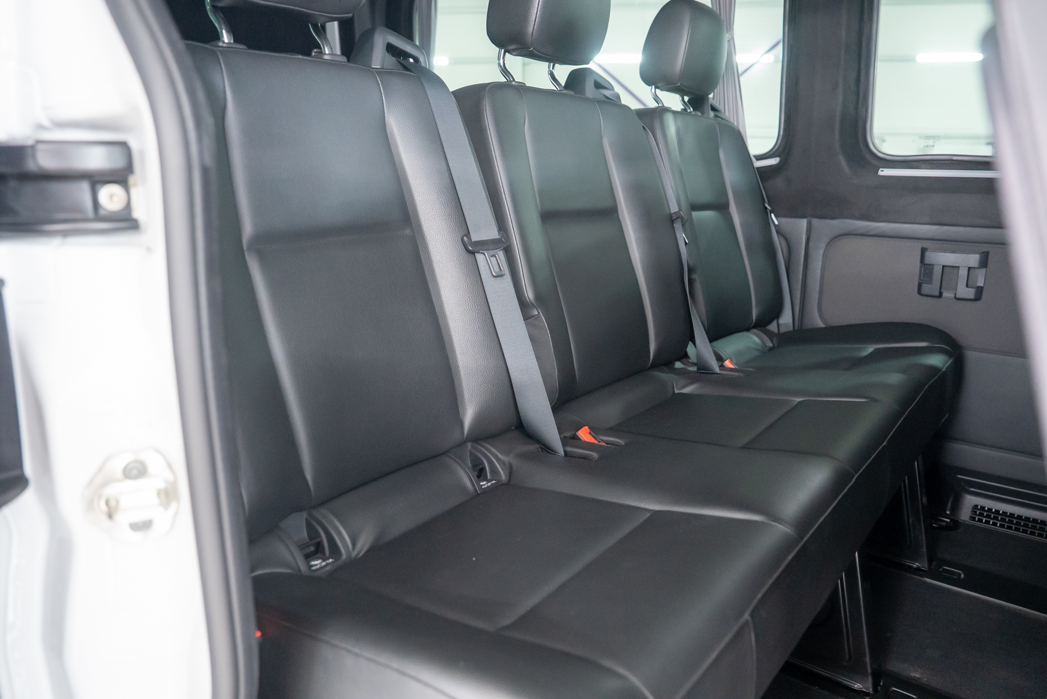 MERCEDES-BENZ SPRINTER TOURER 316 8+1