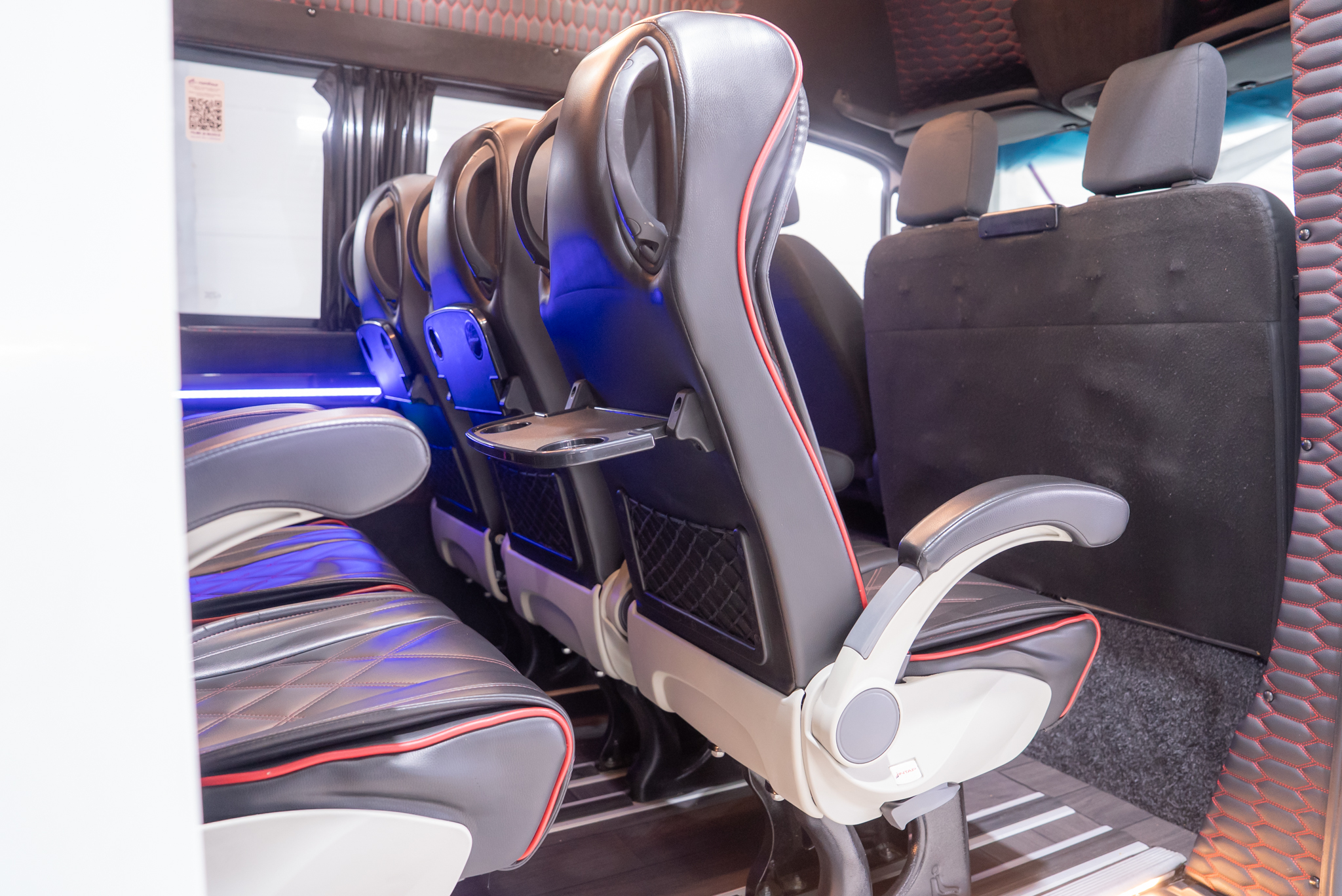 Mercedes-Benz Sprinter 907