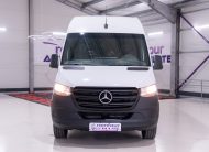 Mercedes-Benz Sprinter 907