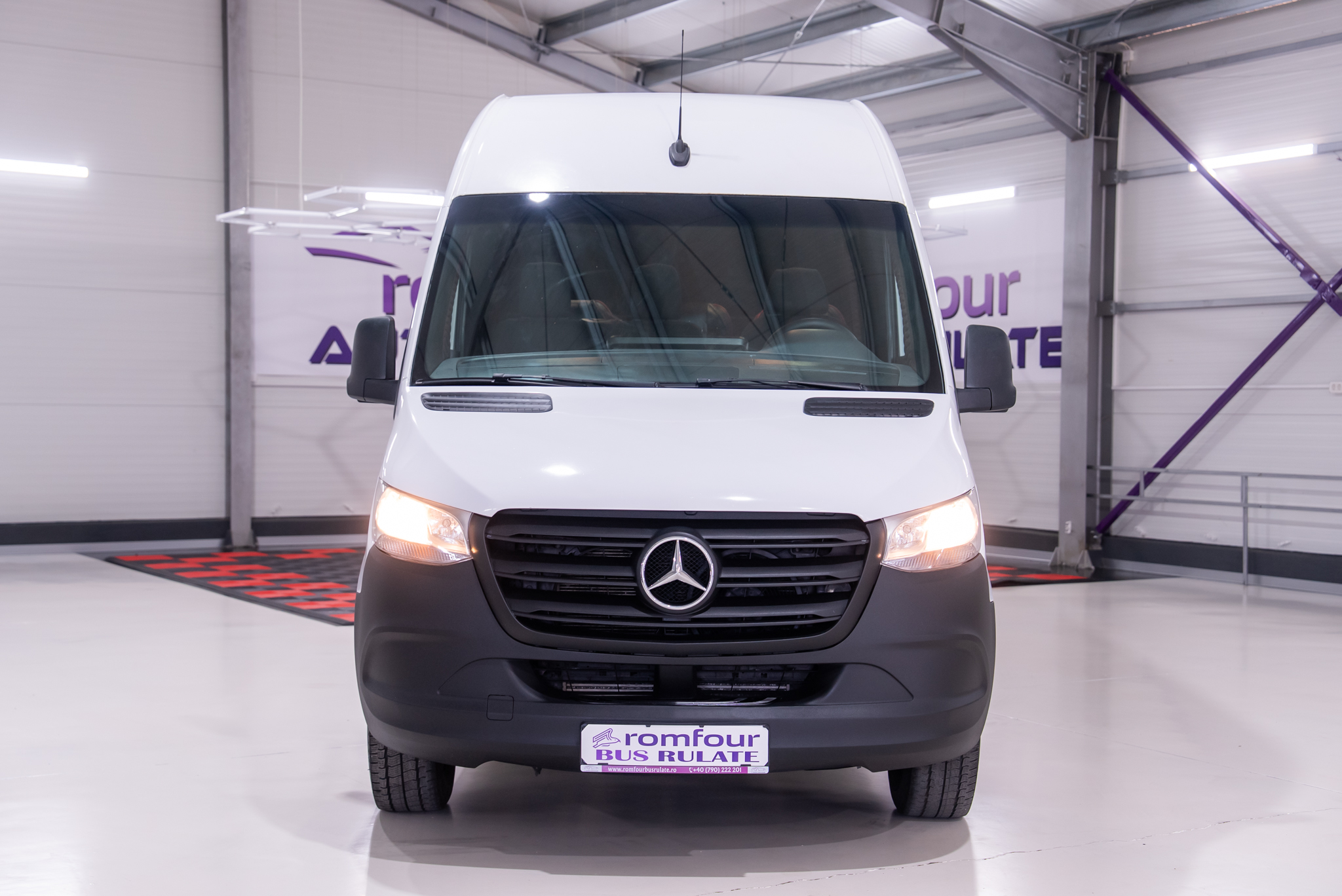 Mercedes-Benz Sprinter 907