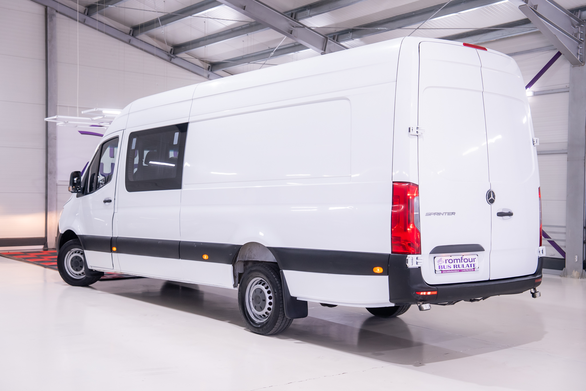 Mercedes-Benz Sprinter 907