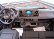 Mercedes-Benz Sprinter 907