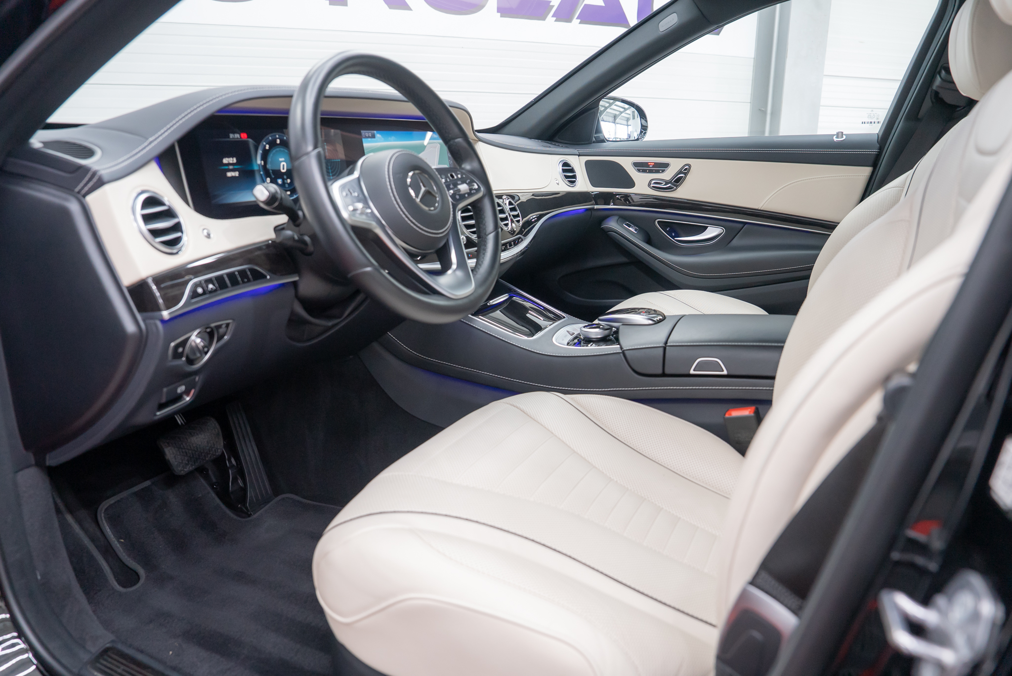 Mercedes-Benz S400