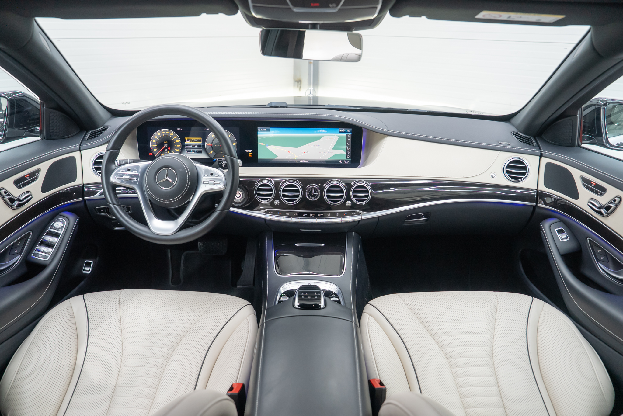 Mercedes-Benz S400