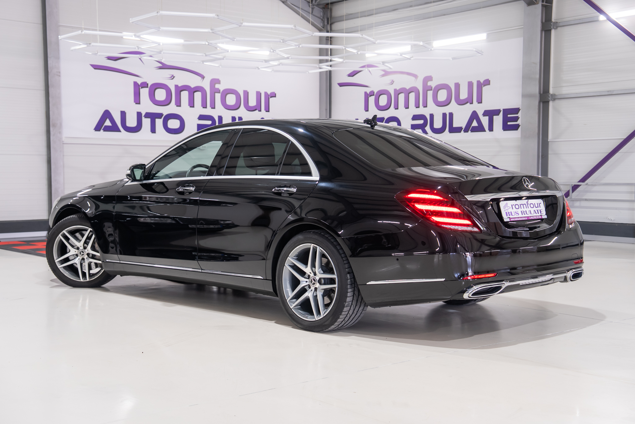 Mercedes-Benz S400