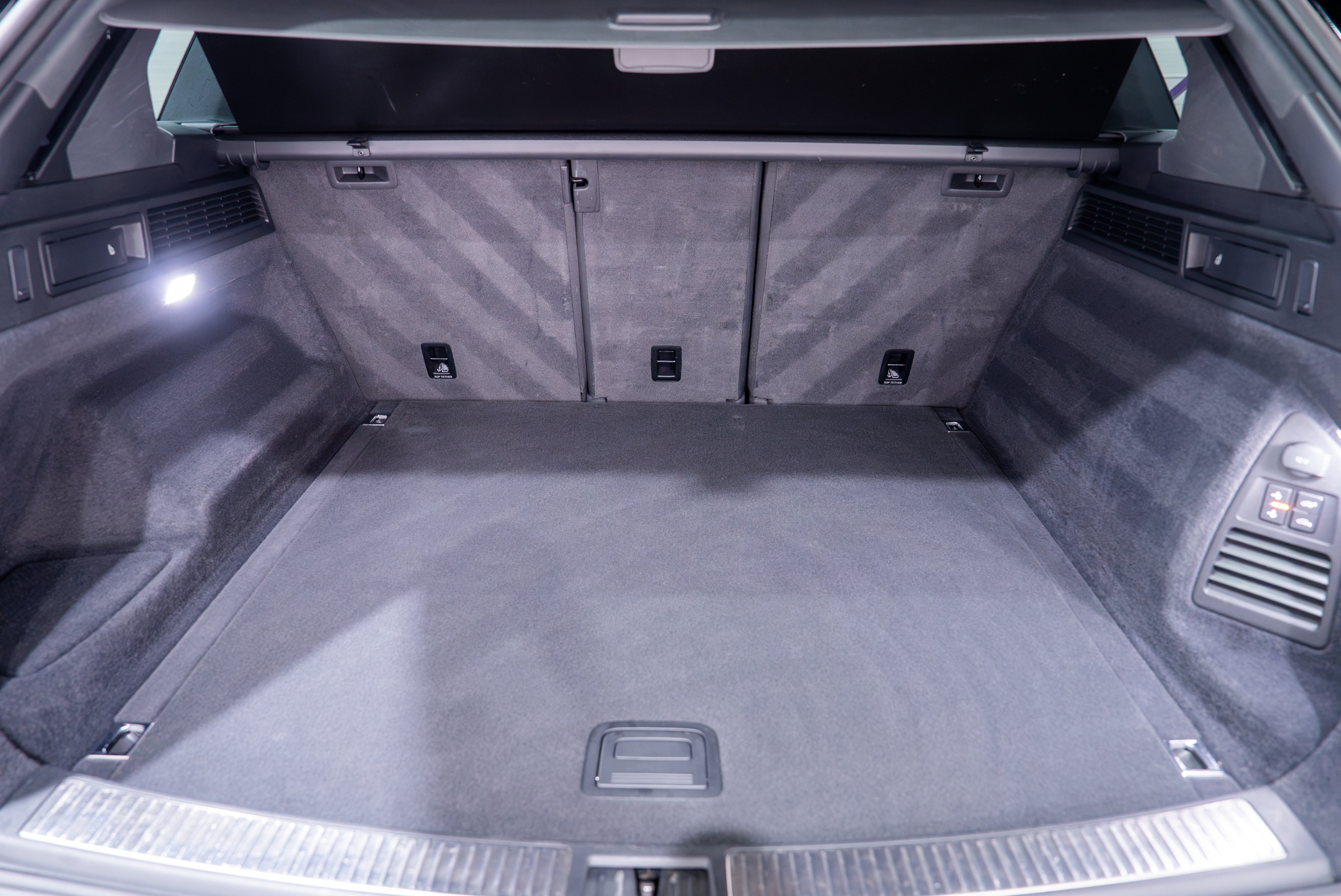 Volkswagen Touareg 3.0 diesel 286 cp