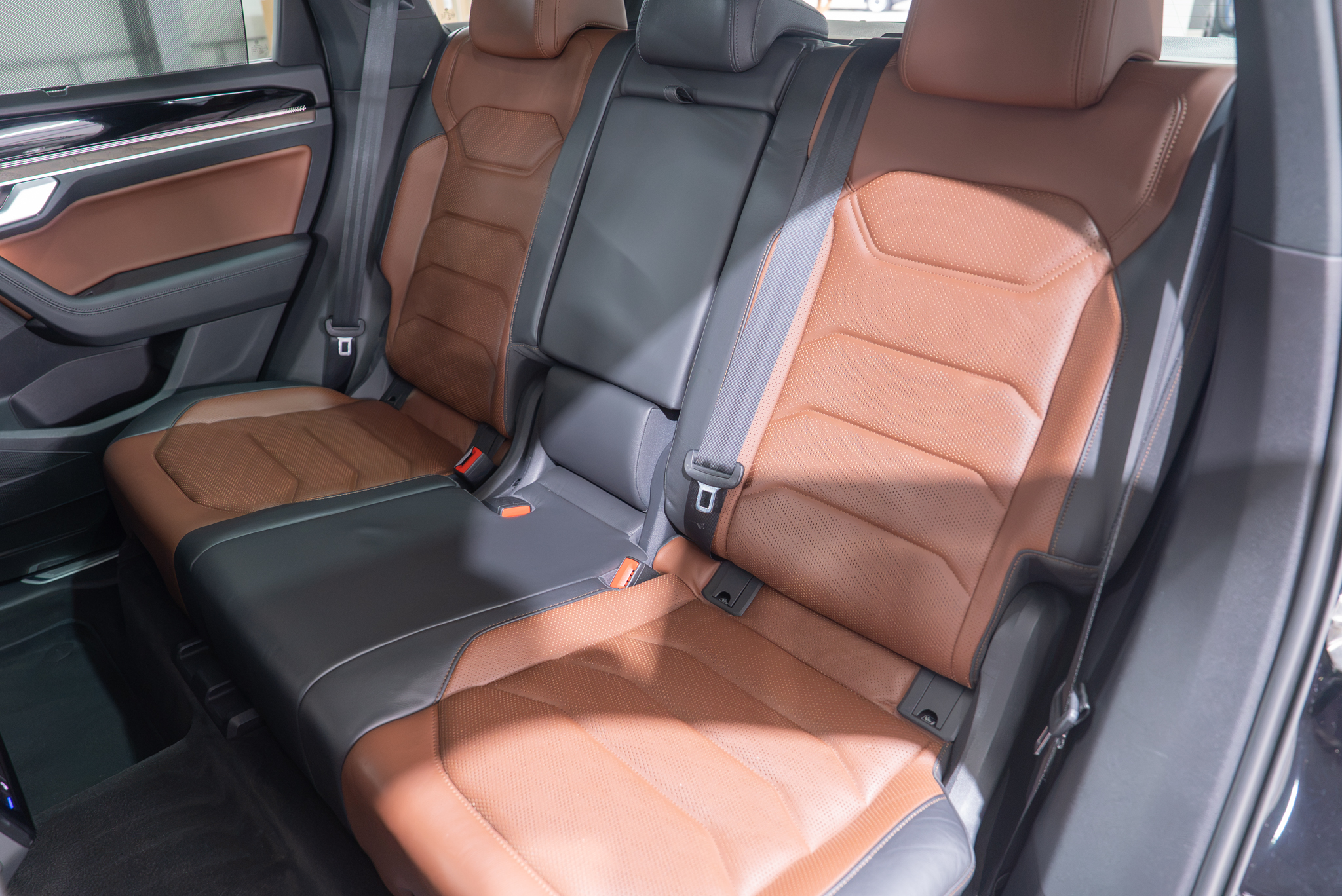 Volkswagen Touareg 3.0 diesel 286 cp