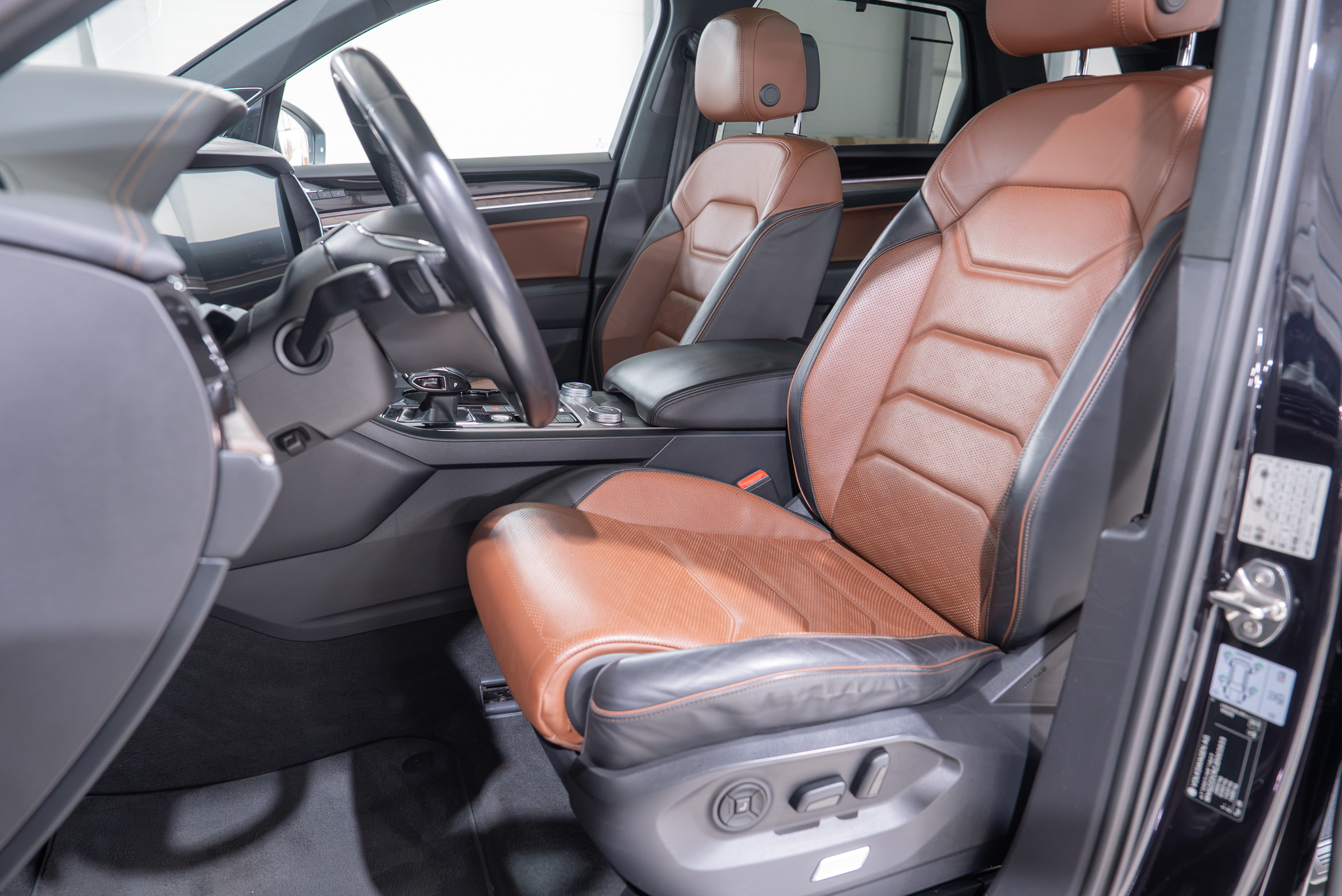 Volkswagen Touareg 3.0 diesel 286 cp
