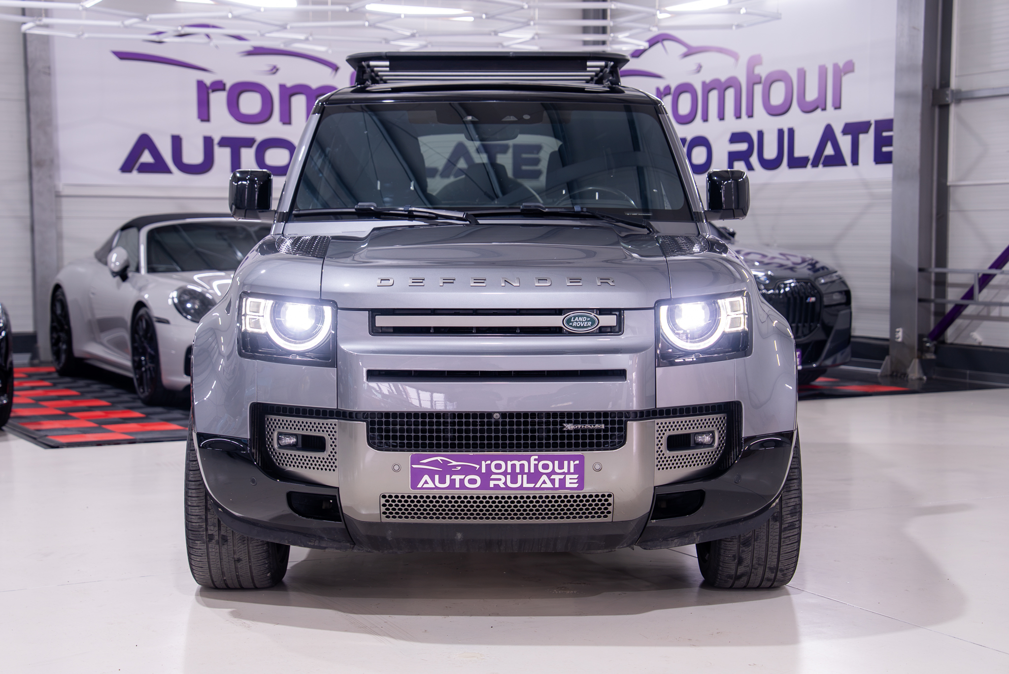 Land Rover Defender P400 Xdynamic